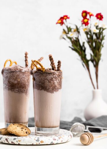 Vegan Chocolate Milkshake